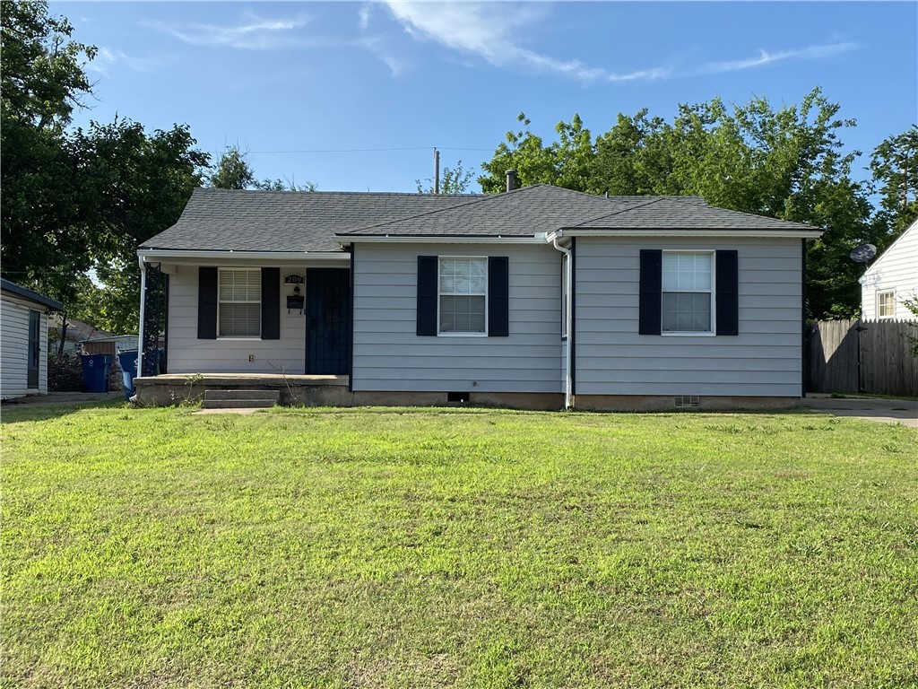 Photo 1 of 30 — 209 W Marshall Drive, Midwest City, OK 73110