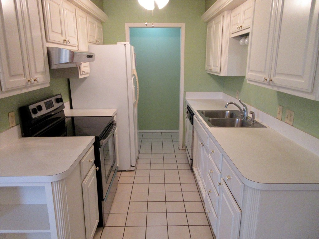 Tecumseh, Oklahoma 74873, United States, 3 Bedrooms Bedrooms, ,2 BathroomsBathrooms,Residential,Pending,35488