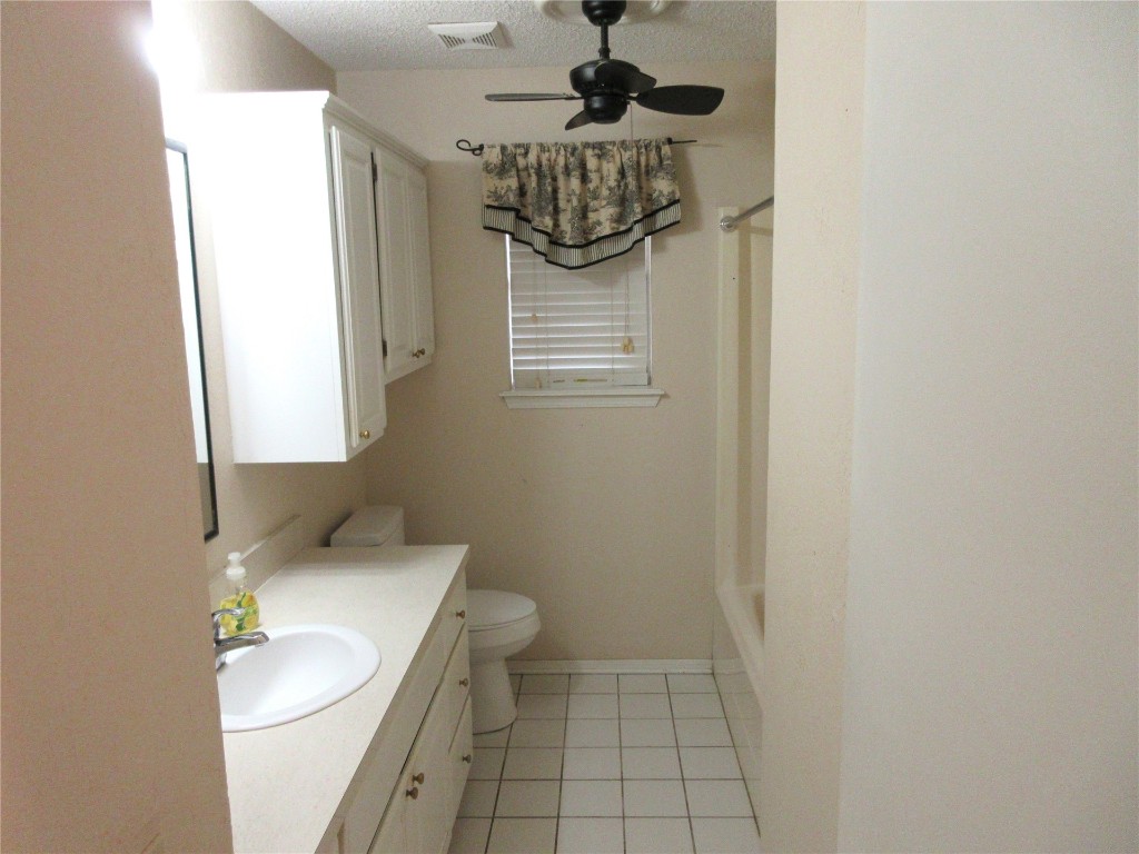 Tecumseh, Oklahoma 74873, United States, 3 Bedrooms Bedrooms, ,2 BathroomsBathrooms,Residential,Pending,35488