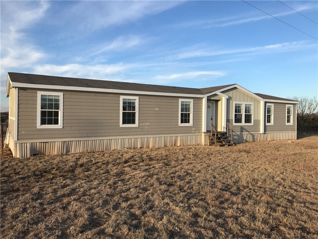 Photo 1 of 16 — 23057 E 164 Rd, Snyder, OK 73566
