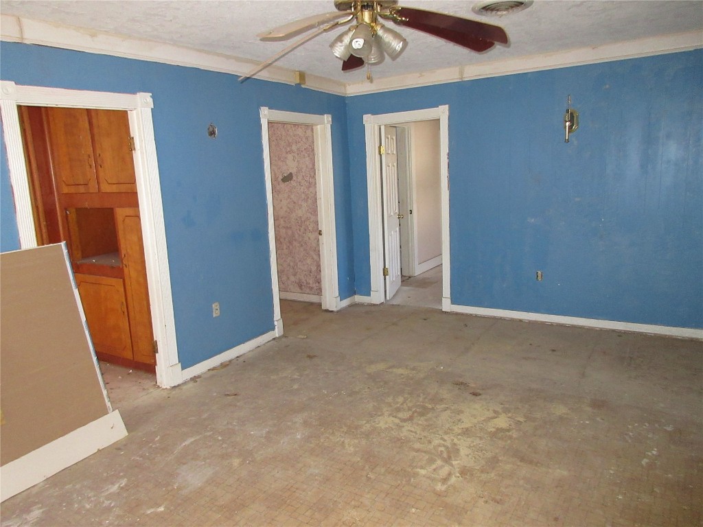 Tecumseh, Oklahoma 74873, United States, 3 Bedrooms Bedrooms, ,2 BathroomsBathrooms,Residential,Active,3300