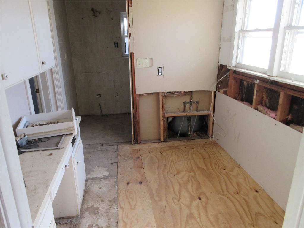 Tecumseh, Oklahoma 74873, United States, 3 Bedrooms Bedrooms, ,2 BathroomsBathrooms,Residential,Active,3300