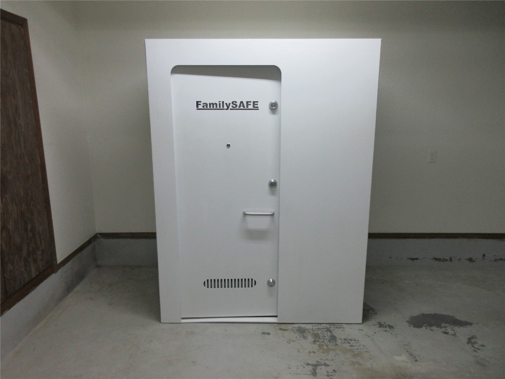 Seminole, Oklahoma 74868, United States, 3 Bedrooms Bedrooms, ,2 BathroomsBathrooms,Residential,Pending,44814