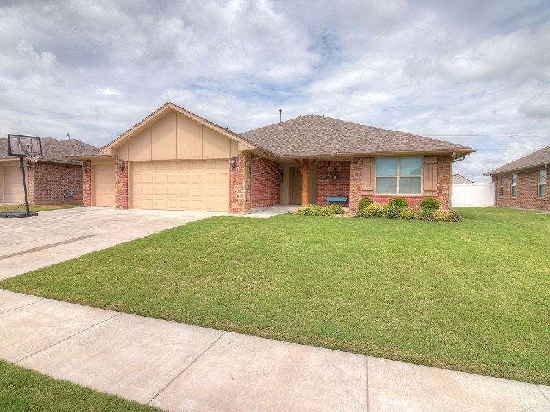 Photo 1 of 23 — 1147 SE 16th Terrace, Newcastle, OK 73065