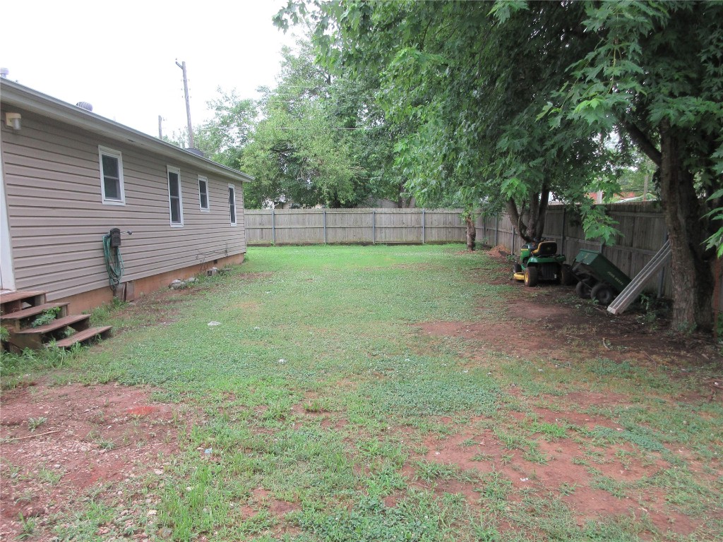 Tecumseh, Oklahoma 74873, United States, 3 Bedrooms Bedrooms, ,2 BathroomsBathrooms,Residential,Active,164160