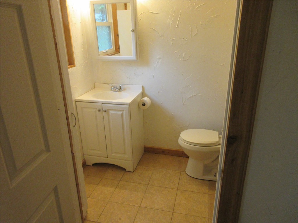 Tecumseh, Oklahoma 74873, United States, 3 Bedrooms Bedrooms, ,2 BathroomsBathrooms,Residential,Active,164160