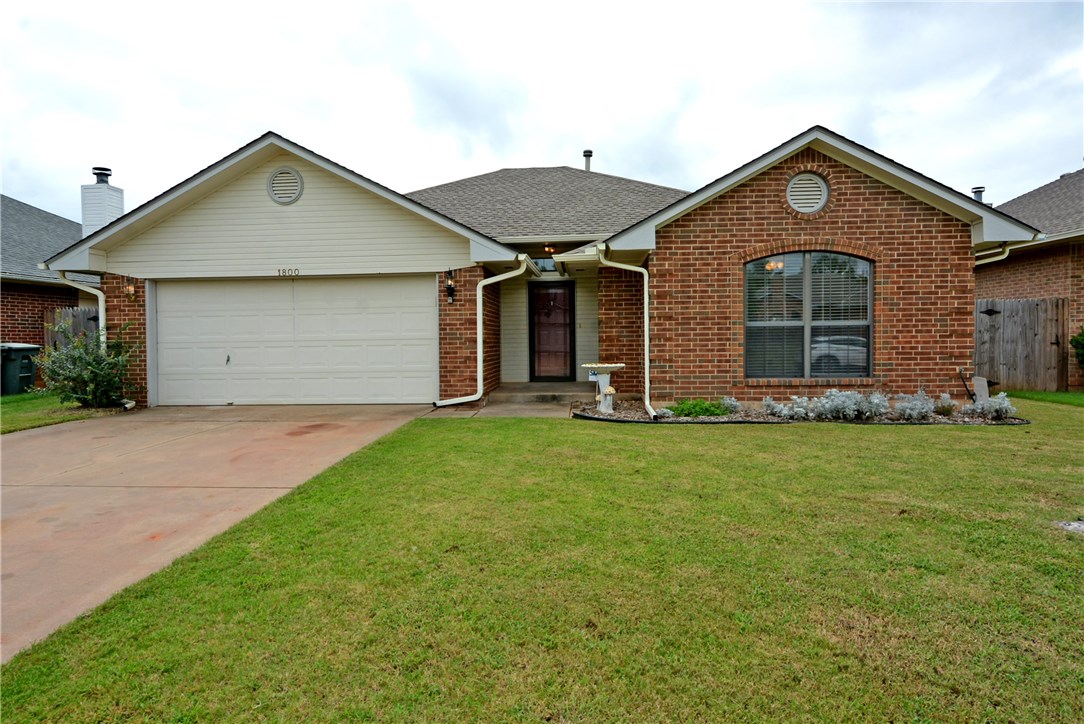 Photo 1 of 30 — 1800 Pinnacle Lane, Edmond, OK 73003