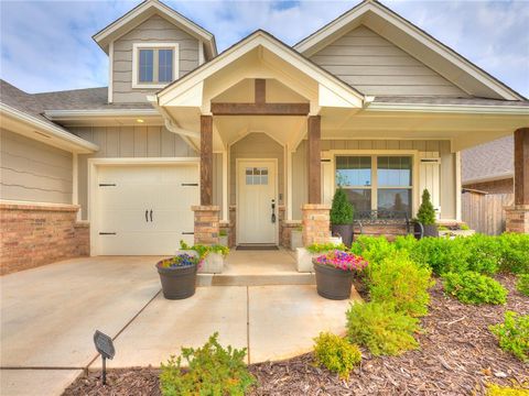 Photo of 12413 SW 30th Street, Yukon, OK 73099 (MLS # 1220770)