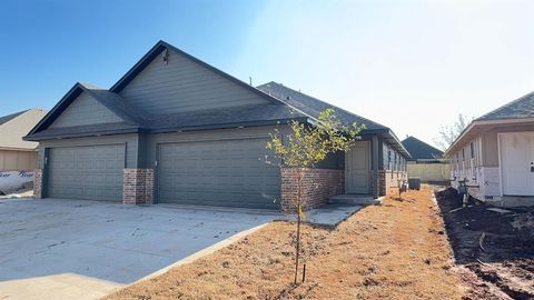 Photo of 1206 NW 113TH Street, Oklahoma City, OK 73114 (MLS # 1230582)
