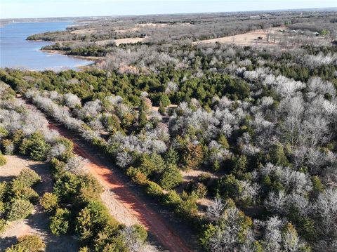 Photo of 860 Road, Chandler, OK 74834 (MLS # 1216823)