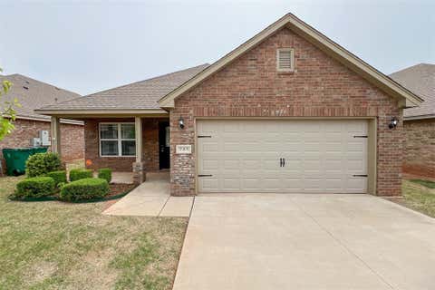 Photo of 737 Christian Lane, Yukon, OK 73099 (MLS # 1246129)