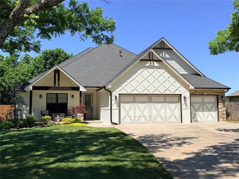 Photo of 3223 Spyglass Drive, Purcell, OK 73080 (MLS # 1228745)