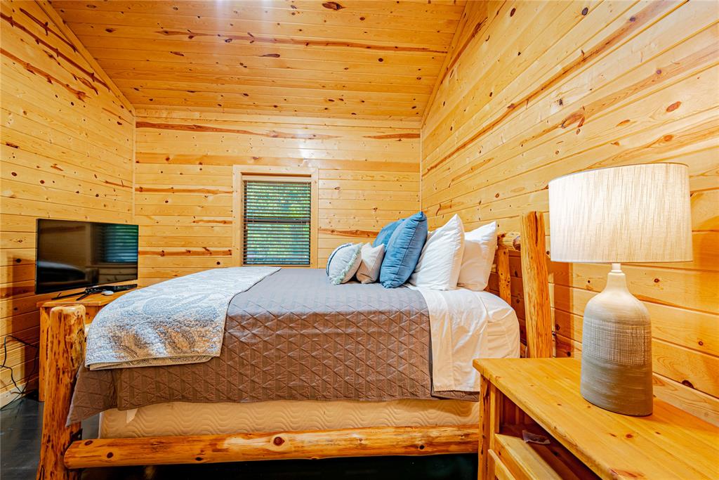 Broken Bow, Oklahoma, 74728, United States, 4 Bedrooms Bedrooms, ,4 BathroomsBathrooms,Residential,Active,2015857
