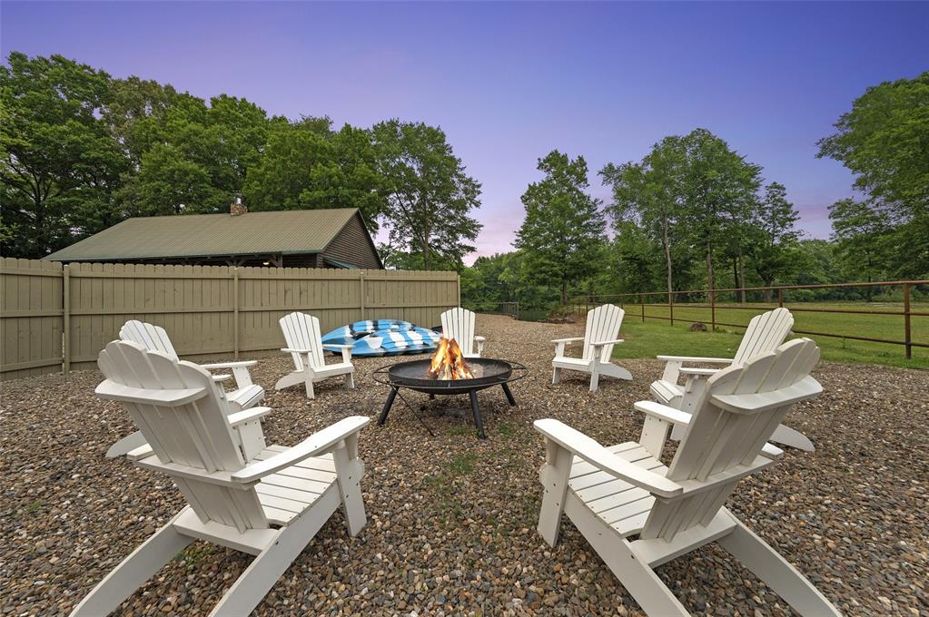 Broken Bow, Oklahoma, 74728, United States, 4 Bedrooms Bedrooms, ,4 BathroomsBathrooms,Residential,Active,2015857