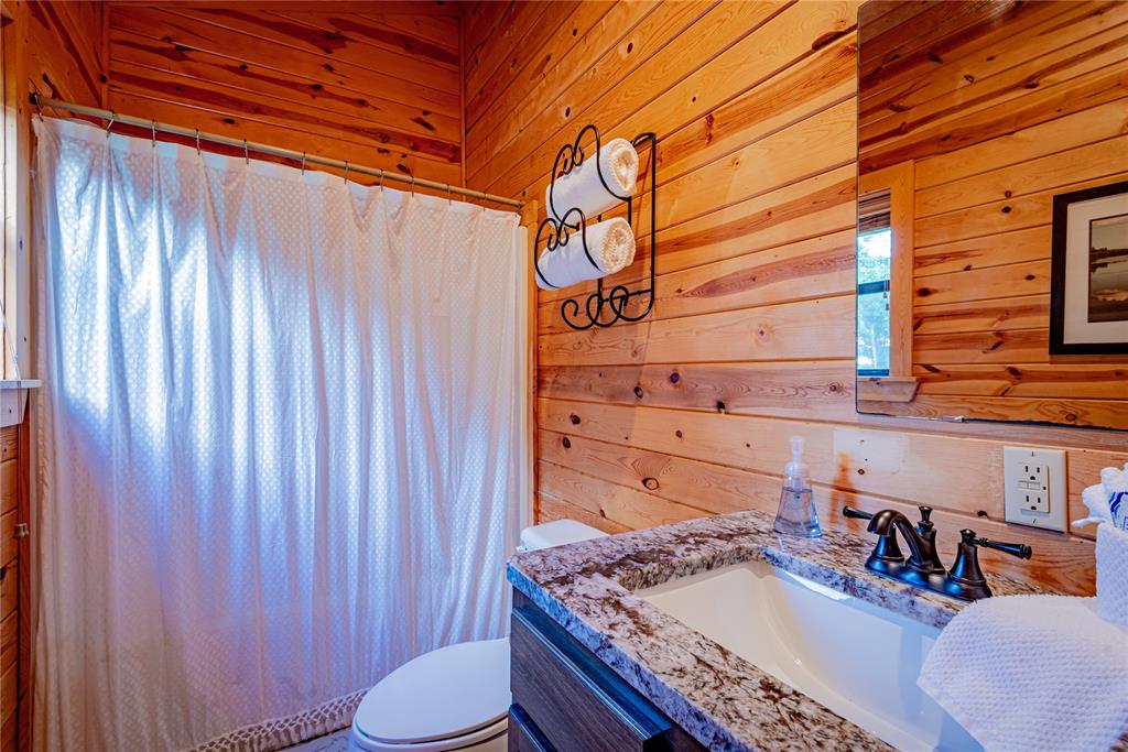 Broken Bow, Oklahoma, 74728, United States, 4 Bedrooms Bedrooms, ,4 BathroomsBathrooms,Residential,Active,2015857