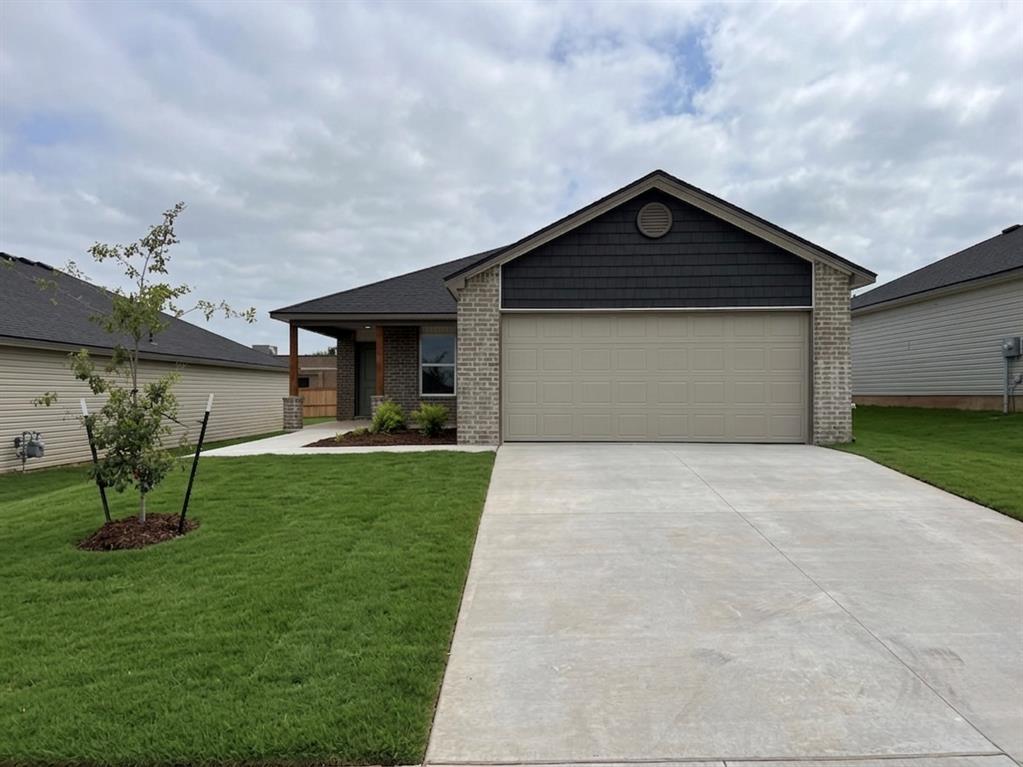 Photo 1 of 11 — 2005 Chandler Meadows Drive, Chandler, OK 74834