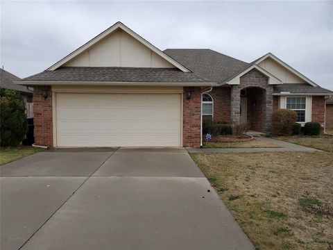 Photo of 16113 Juliet Drive, Edmond, OK 73013 (MLS # 1226509)