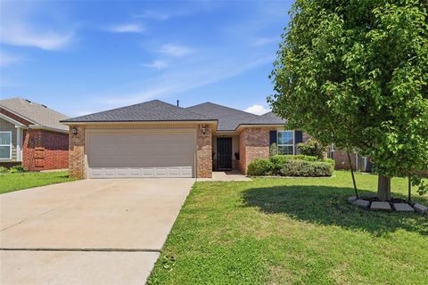 Photo of 1860 Sussex Street, Newcastle, OK 73065 (MLS # 1228807)