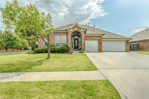 Photo of 4129 Cannon Drive, Norman, OK 73072 (MLS # 1238845)