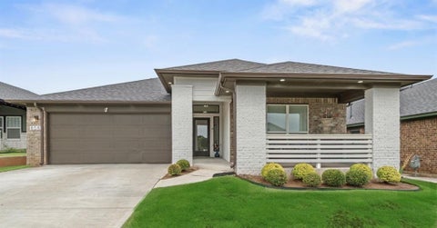 Photo of 408 Vista Drive, Yukon, OK 73099 (MLS # 1235468)