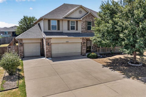 Photo of 11320 NW 101st Street, Yukon, OK 73099 (MLS # 1247095)