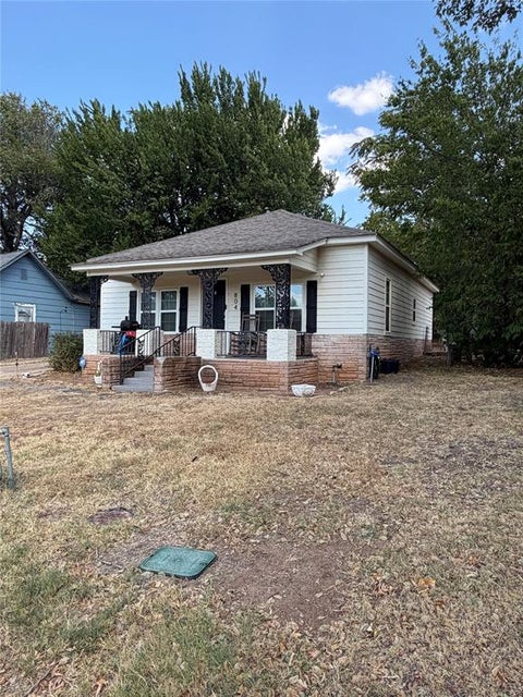Photo of 804 N Admire Avenue, El Reno, OK 73036 (MLS # 1246856)