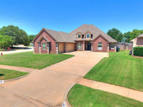 Photo of 601 Summit Bend, Norman, OK 73071 (MLS # 1234064)