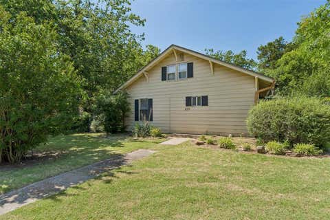Photo of 829 E Frank Street, Norman, OK 73071 (MLS # 1232111)