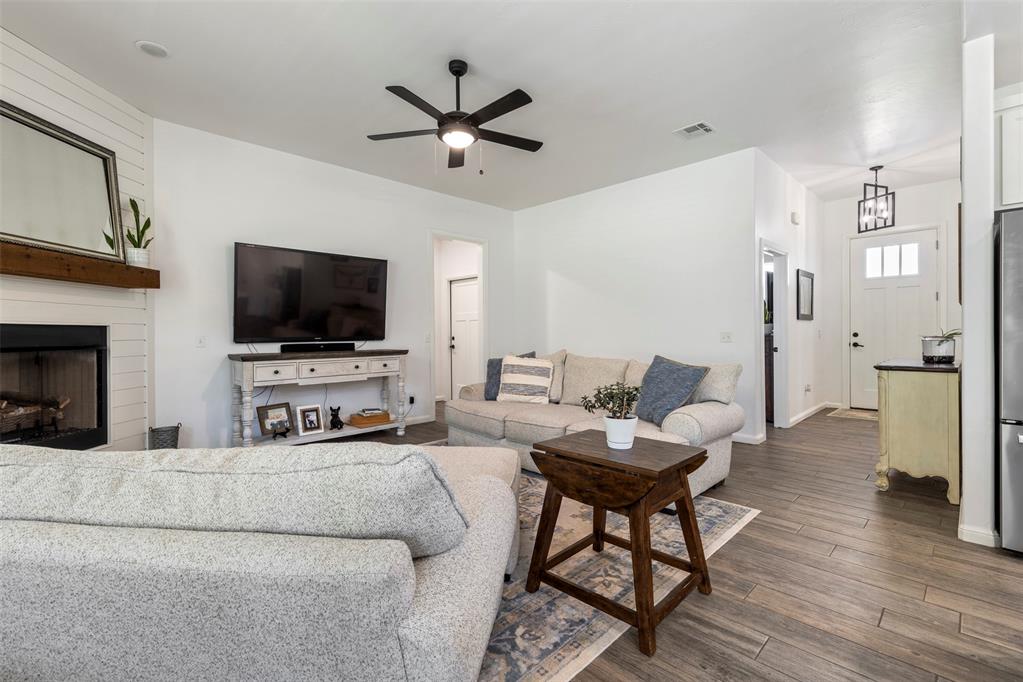 Shawnee, Oklahoma 74804, United States, 4 Bedrooms Bedrooms, ,2 BathroomsBathrooms,Residential,Active,169817