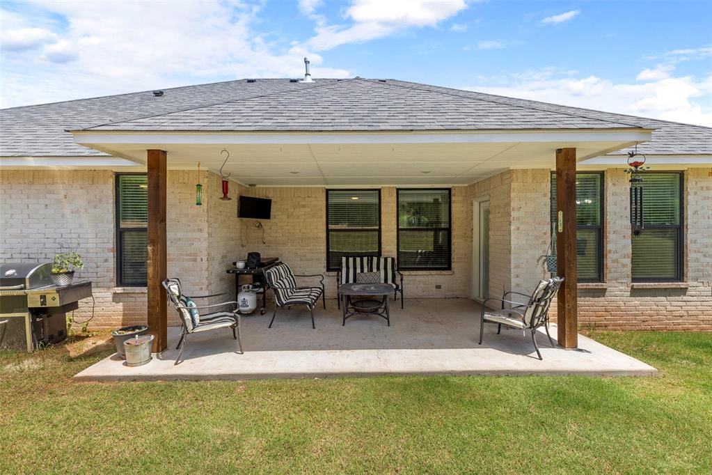 Shawnee, Oklahoma 74804, United States, 4 Bedrooms Bedrooms, ,2 BathroomsBathrooms,Residential,Active,169817