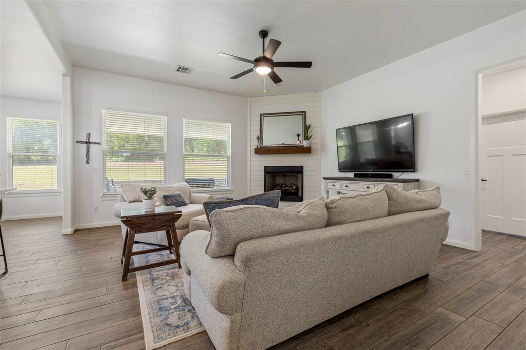 Shawnee, Oklahoma 74804, United States, 4 Bedrooms Bedrooms, ,2 BathroomsBathrooms,Residential,Active,169817