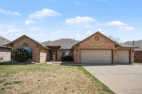 Photo of 2912 Danielle Terrace, Moore, OK 73160 (MLS # 1220440)