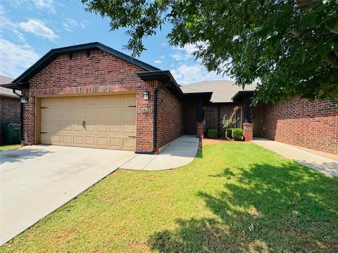 Photo of 18123 Manera Way, Edmond, OK 73012 (MLS # 1239745)