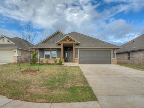 Photo of 12405 Dolche Vita Drive, Yukon, OK 73099 (MLS # 1237082)