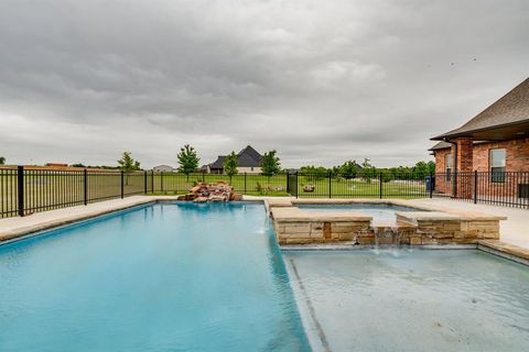 Photo of 10901 Secretariat Drive, Mustang, OK 73064 (MLS # 1226038)