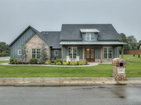 Photo of 1880 Shaylee Lane, Choctaw, OK 73020 (MLS # 1231038)