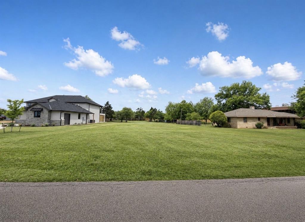 Photo 1 of 1 — 2841 Guilford Lane, Oklahoma City, OK 73120