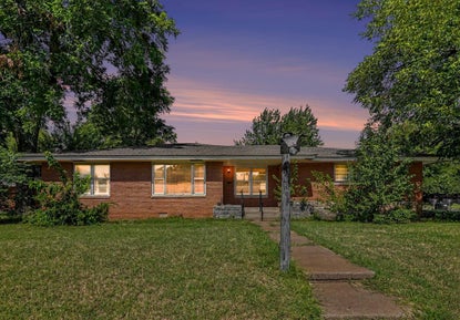 502 W Alabama Ave – Investment Home
