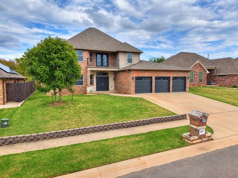 Photo of 921 Siena Springs Drive, Norman, OK 73071 (MLS # 1251794)