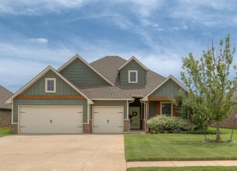 Photo of 1216 N Beale Terrace, Mustang, OK 73064 (MLS # 1237850)