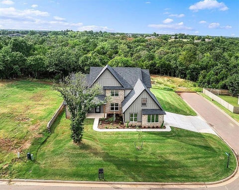 Photo of 4601 Maple Ridge Drive, Edmond, OK 73034 (MLS # 1255747)