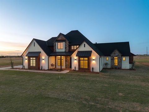 Photo of 9214 S Cimarron Road, Mustang, OK 73064 (MLS # 1221521)