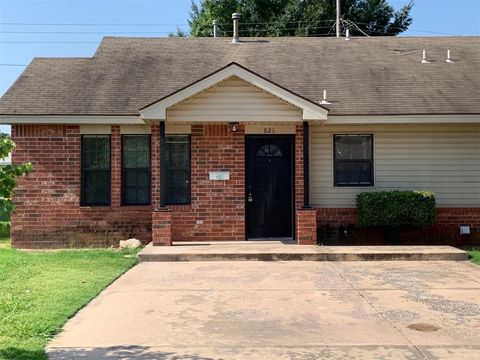 Photo of 826 Russell Circle #826, Norman, OK 73071 (MLS # 1217181)