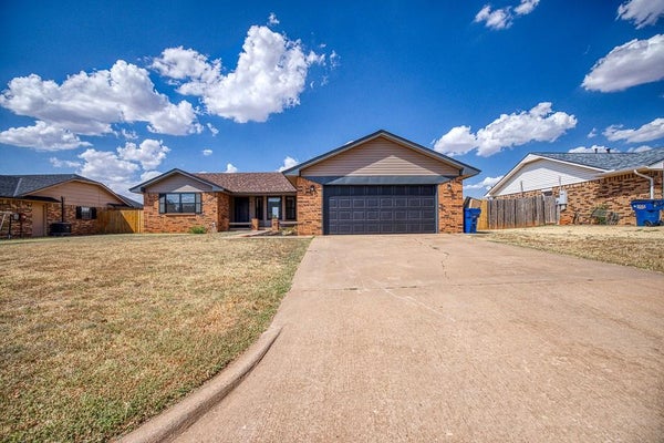 830 CLARK DR, KINGFISHER, OK 73750 - Image 0d62e705c48a1c8f9c18dd9aadfa03dc/2808587867