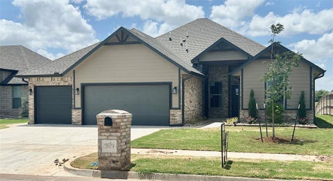 Photo of 2029 Aminas Way, Yukon, OK 73099 (MLS # 1233174)