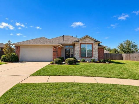 Photo of 16229 Snake Drive, Edmond, OK 73013 (MLS # 1252393)