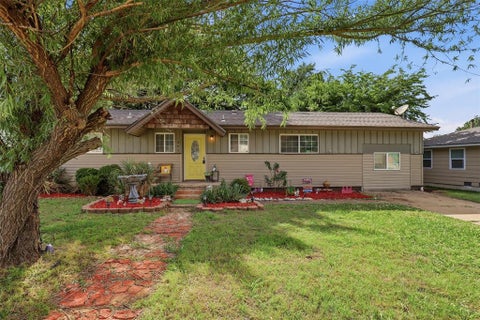 Photo of 1805 Serenade Drive, Midwest City, OK 73130 (MLS # 1232475)