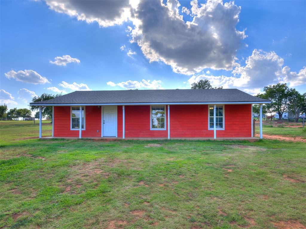 Photo 1 of 30 — 1186 County Street 2955, Tuttle, OK 73089