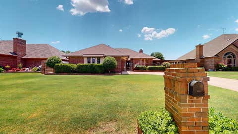 Photo of 704 SW 113th Street, Oklahoma City, OK 73170 (MLS # 1238712)
