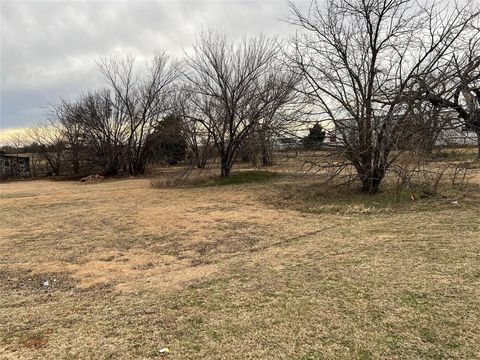 Photo of 0 NE 27th Street, Moore, OK 73160 (MLS # 1207692)